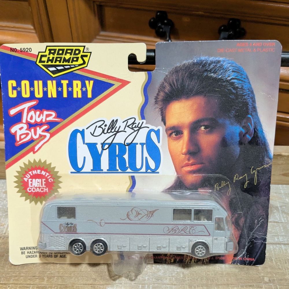 Champs Country Tour Bus Toy